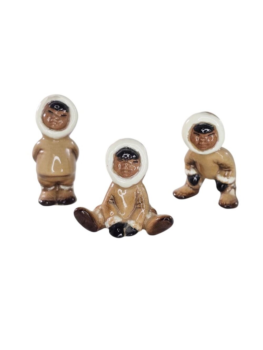 Hagen Renaker Eskimo Children Trio Family Miniature Figurine ONE HAS FLAW